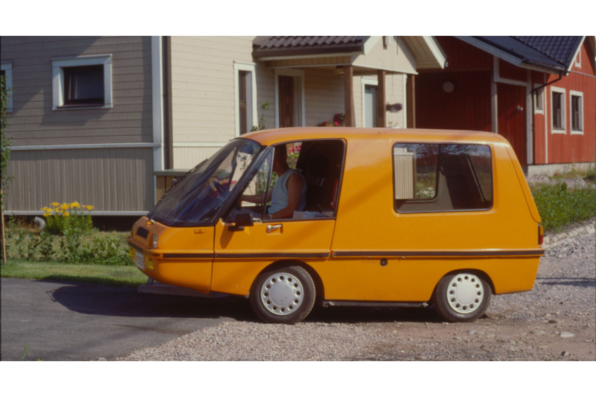 Postin ensimmäinen sähköauto Finnvan