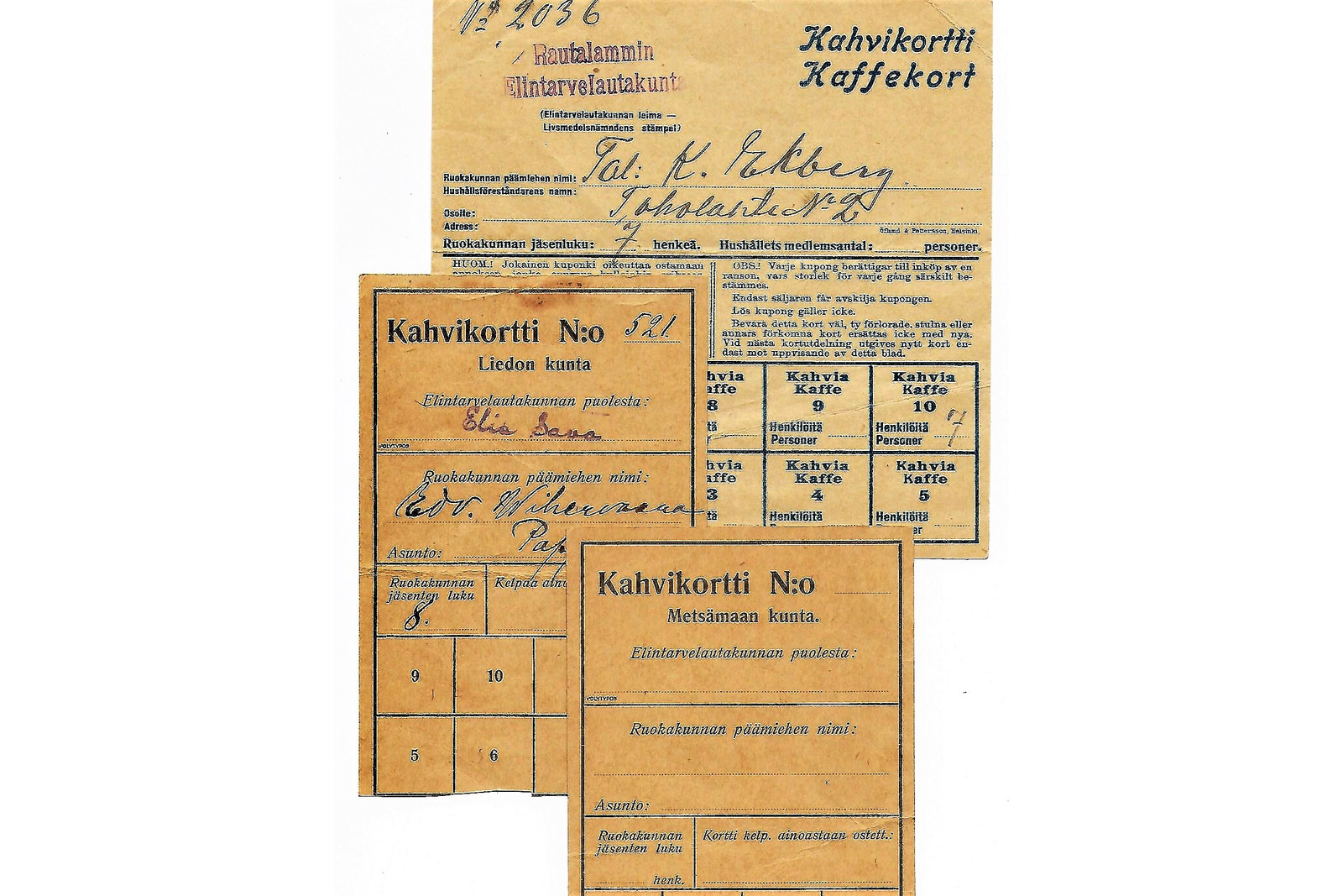 Sota-ajan erilaisia kahvikortteja.