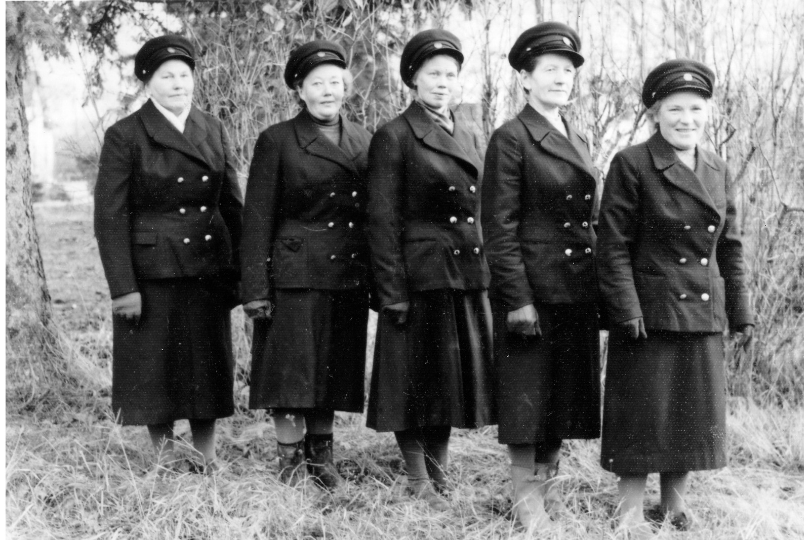 Vuoden 1956 naistenvirkapuku