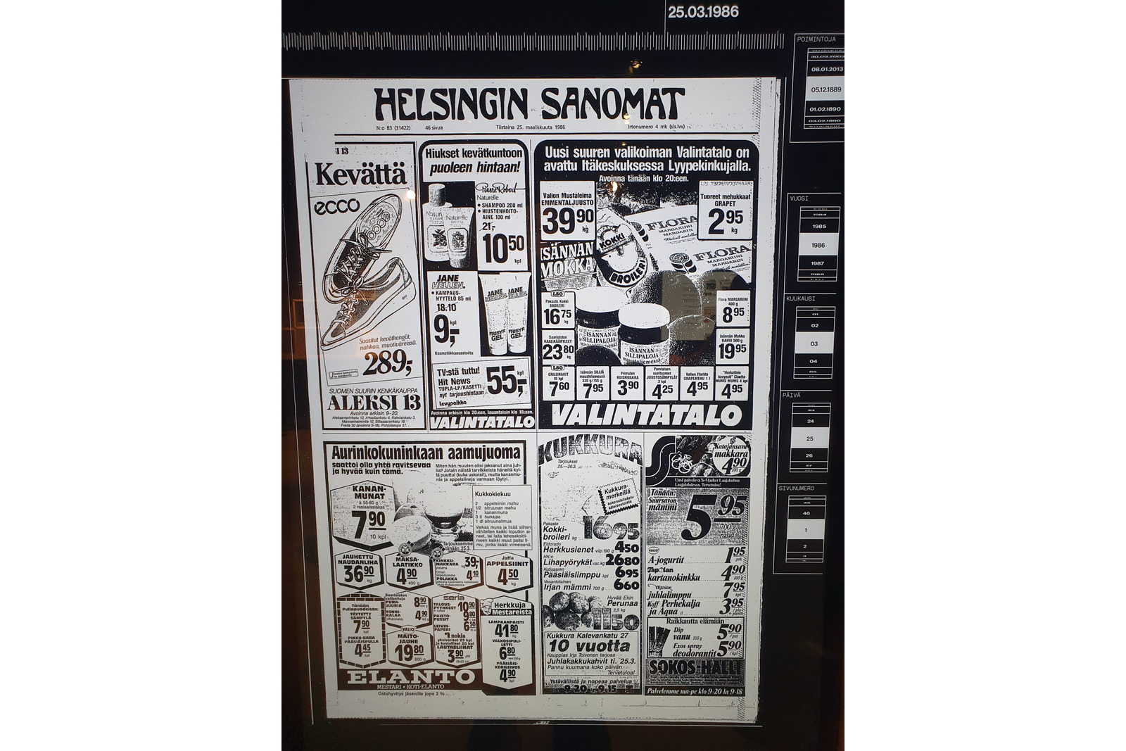 Näyttö, jossa sanomalehden kansikuva.