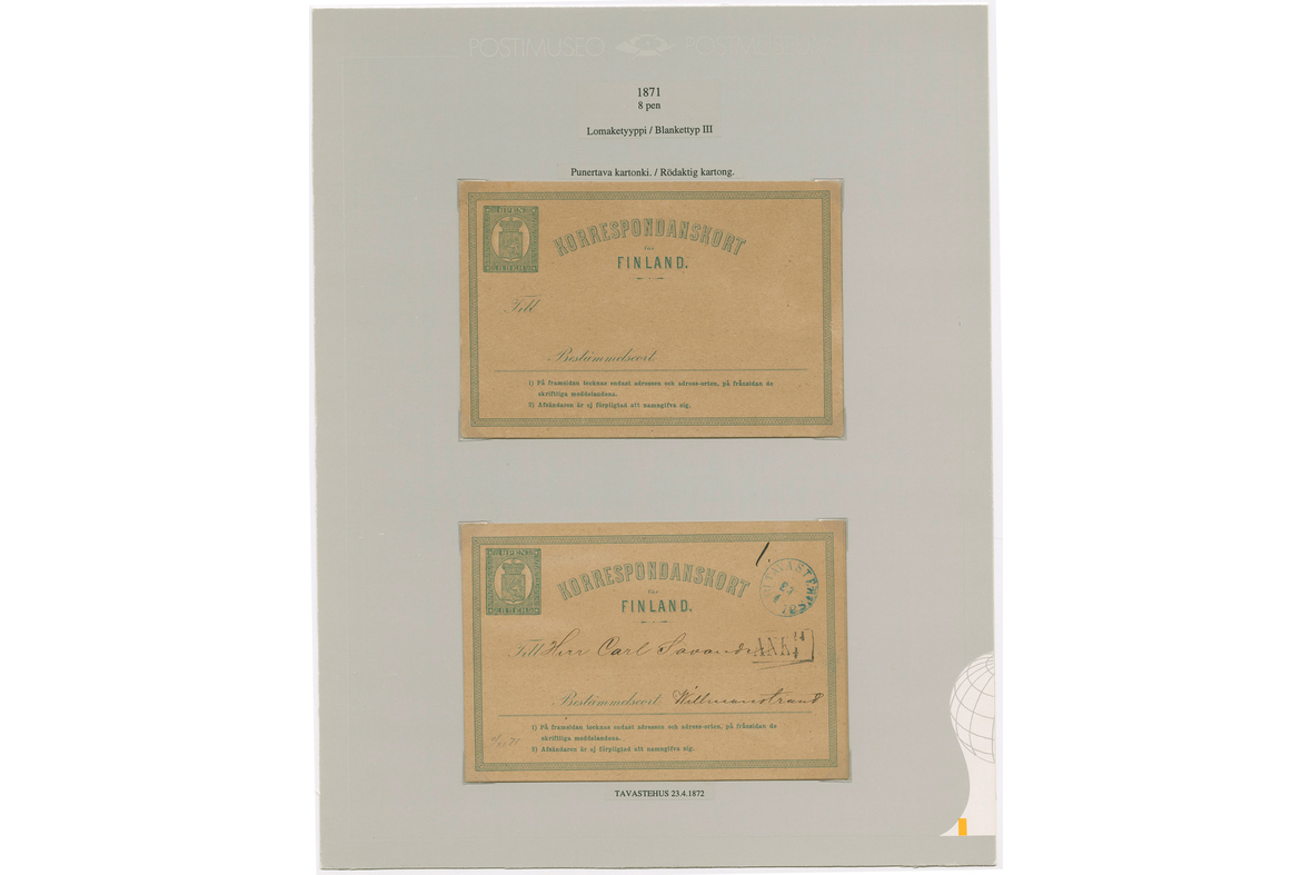 Sivu, jossa yläpuolella merkintä Postimuseo Postmuseum. Sivulla on kaksi kirjeenvaihtokorttia tiedoin. Vuodelta 1871.